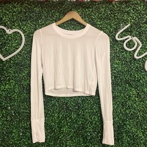 Aerie Offline White Cropped Long Sleeve Athletic Top Size Small